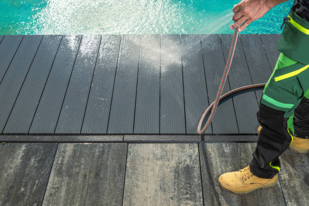 Best Deck Cleaning Services  in Lakewood, WA